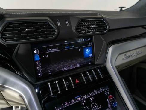 Used 2019 Lamborghini Urus image 27
