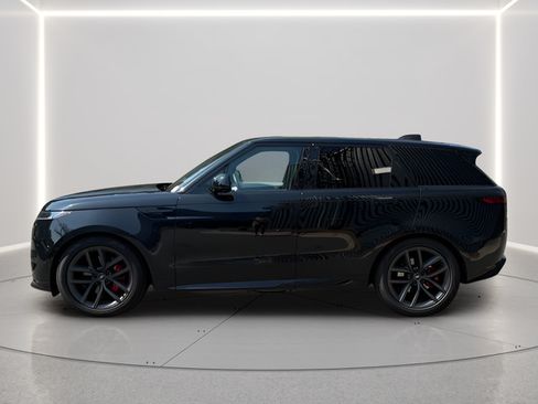 Used 2023 Land Rover Range Rover Sport SE Dynamic AWD/4WD image 2