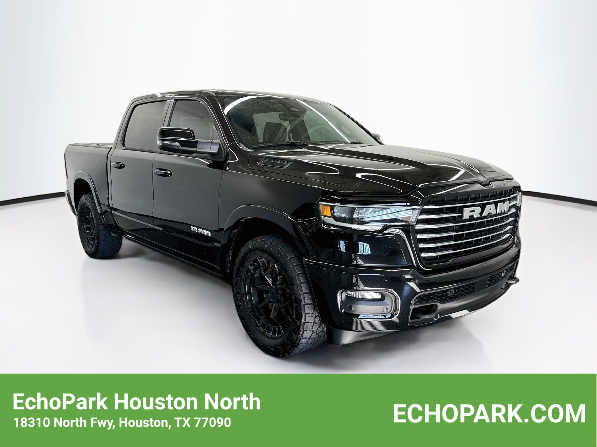 Used 2025 RAM 1500 Laramie w/ Laramie Southwest Edition AWD/4WD image 1