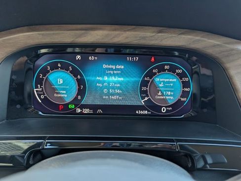 Used 2025 Volkswagen Atlas SE FWD image 15