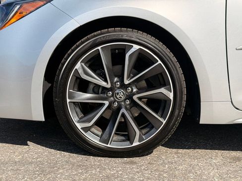 Used 2022 Toyota Corolla XSE FWD image 10