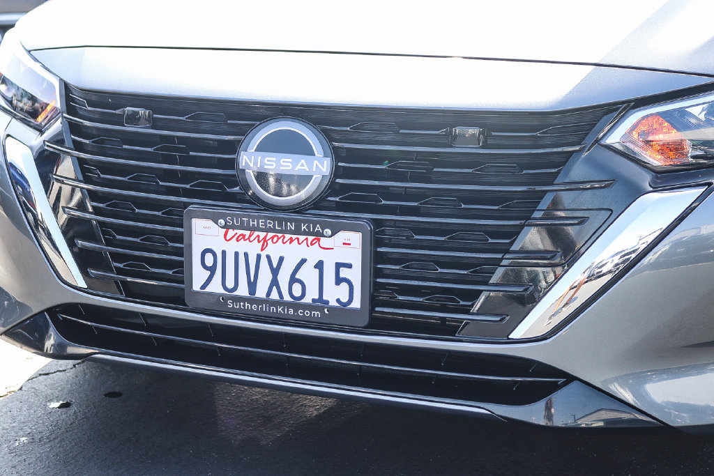 Used 2025 Nissan Sentra SV w/ All-Weather Package FWD image 9