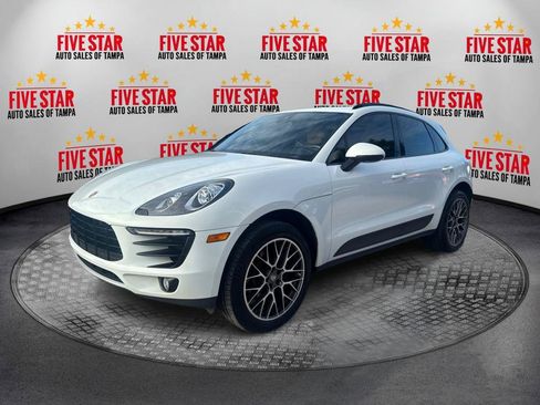Used 2018 Porsche Macan AWD/4WD image 3