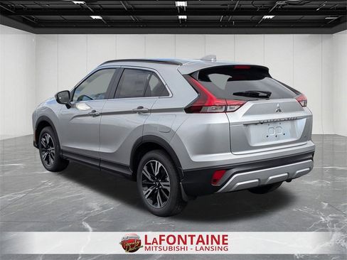 New 2026 Mitsubishi Eclipse Cross SE image 3