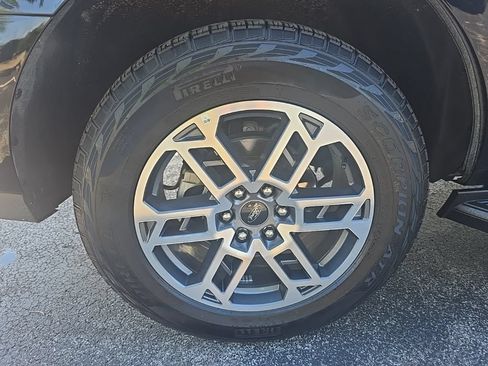 Used 2025 Ford Expedition Active AWD/4WD image 48