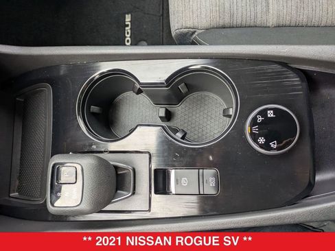 Certified 2021 Nissan Rogue SV image 29