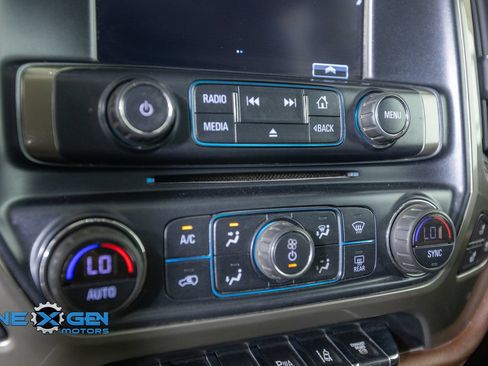 Used 2018 Chevrolet Silverado 3500 High Country w/ Duramax Plus Package AWD/4WD image 21