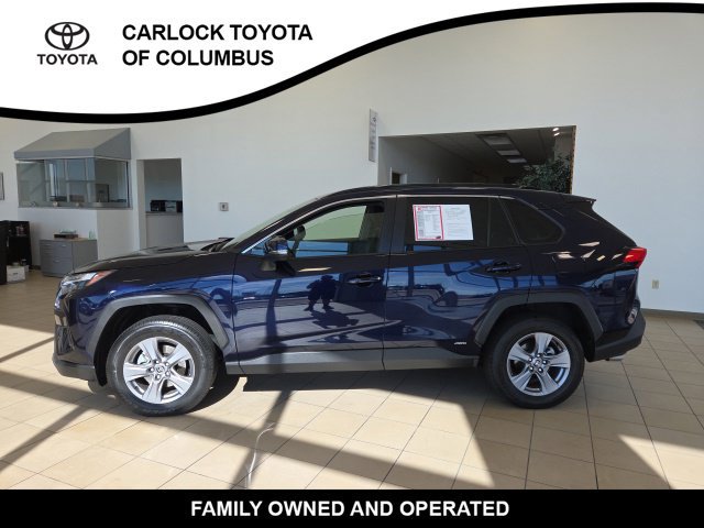 Used 2024 Toyota RAV4 XLE AWD/4WD image 1