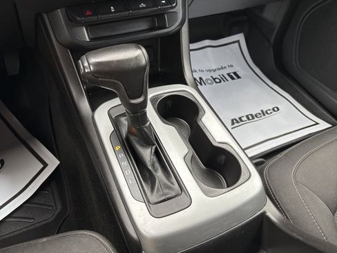 Used 2018 Chevrolet Colorado LT image 27