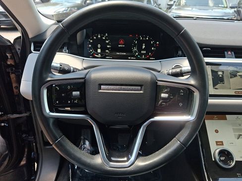 Used 2021 Land Rover Range Rover Evoque SE AWD/4WD image 20