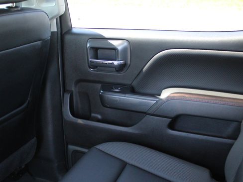 Used 2019 GMC Sierra 3500 SLT image 46