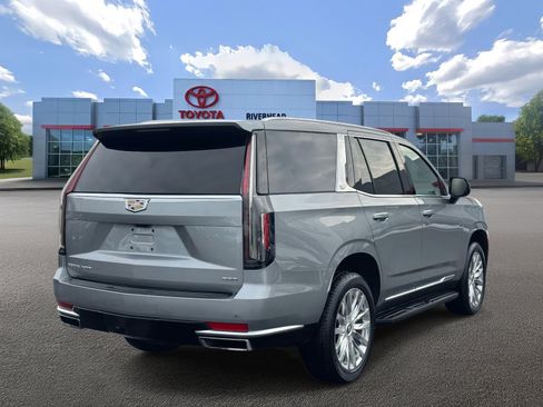 Used 2023 Cadillac Escalade Premium Luxury w/ Performance Package image 6