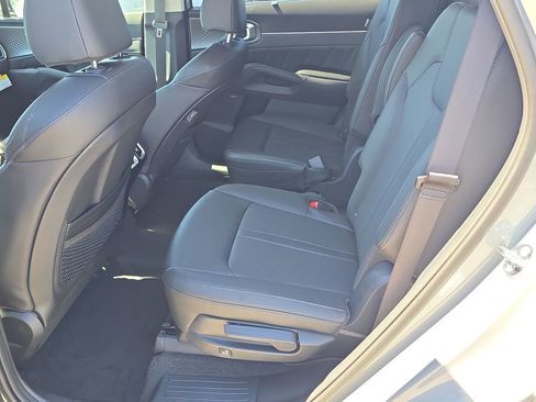 New 2026 Kia Sorento SX FWD image 17