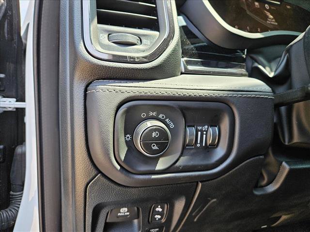 Used 2026 RAM 1500 Limited AWD/4WD image 23