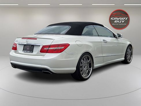 Used 2011 Mercedes-Benz E 550 Cabriolet image 5