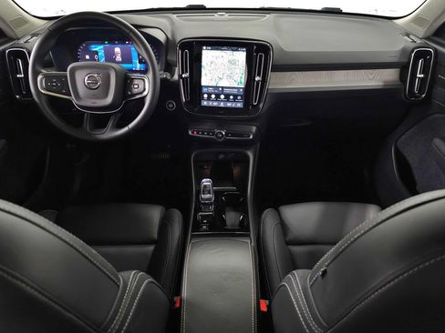 Used 2024 Volvo XC40 B5 Plus w/ Climate Package AWD/4WD image 12