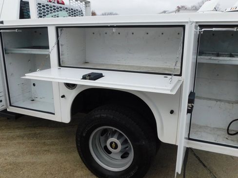 Used 2021 Chevrolet Silverado 3500 W/T w/ WT Fleet Convenience Package image 15