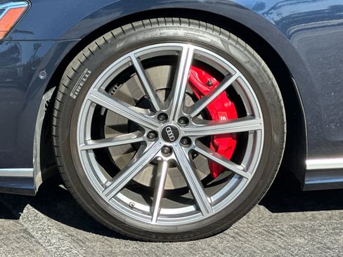 Used 2024 Audi S8 image 25