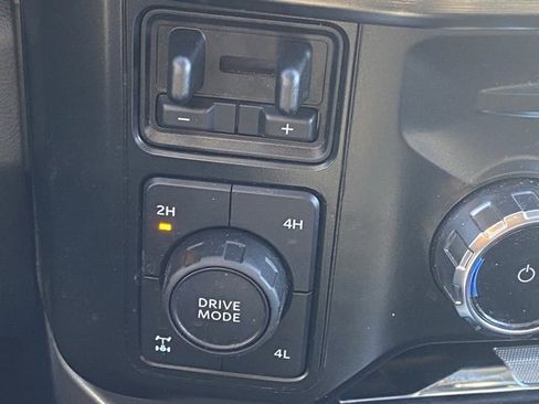 Used 2024 Ford F250 Lariat w/ Lariat Ultimate Package image 25