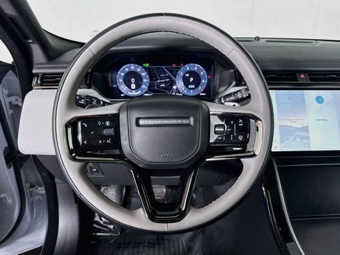 Used 2026 Land Rover Range Rover Velar Dynamic SE AWD/4WD image 11