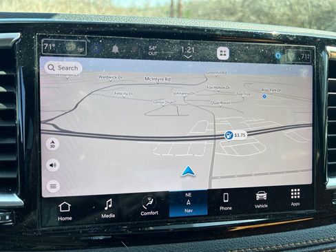 Certified 2023 Chrysler Pacifica Pinnacle image 21