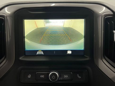 Used 2019 Chevrolet Silverado 1500 Custom w/ Custom Value Package image 22