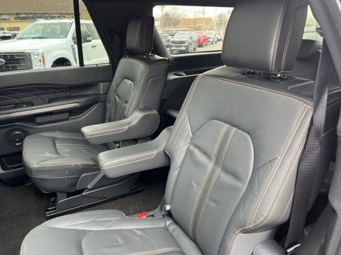Certified 2023 Ford Expedition Max Platinum image 13