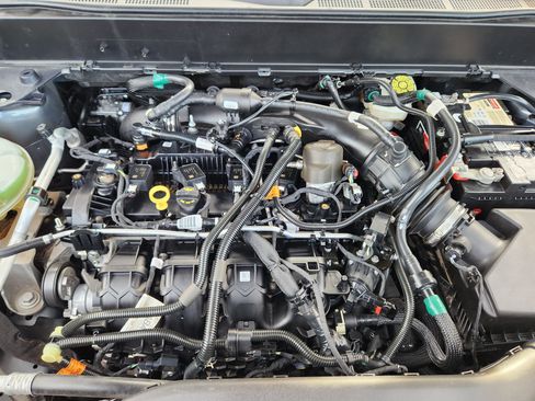 Used 2022 Ford Maverick XLT w/ Equipment Group 300A Standard image 22