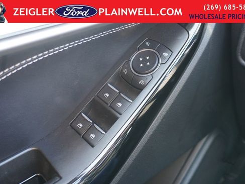 Used 2022 Ford Explorer ST w/ ST Street Pack image 33