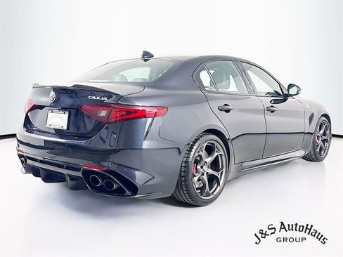 Used 2023 Alfa Romeo Giulia Quadrifoglio w/ Active Assist Plus Package image 7