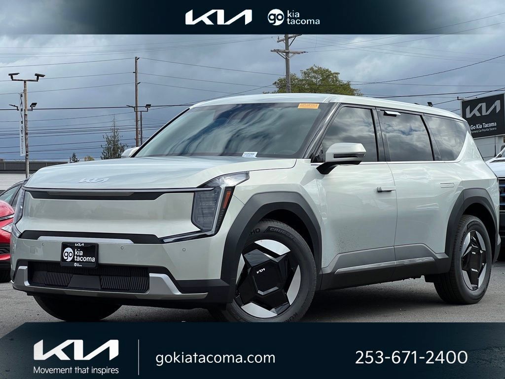 Certified 2024 Kia EV9 Light Long Range RWD image 1