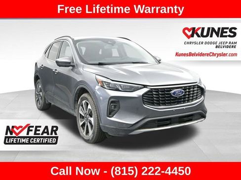 Used 2024 Ford Escape Platinum AWD/4WD image 1