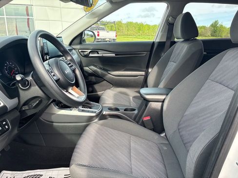 Used 2023 Kia Seltos LX AWD/4WD image 10