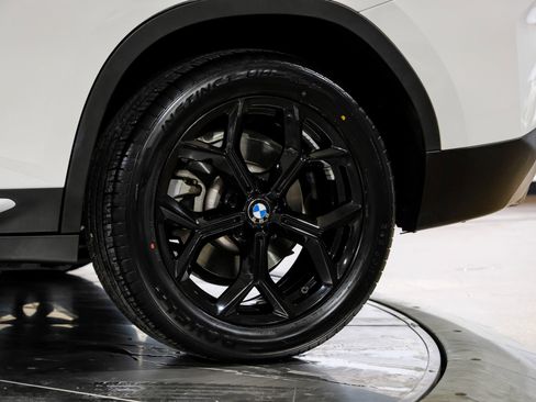Used 2025 BMW X4 xDrive30i image 61