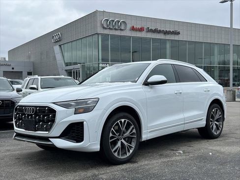 Certified 2025 Audi Q8 Premium Plus image 1