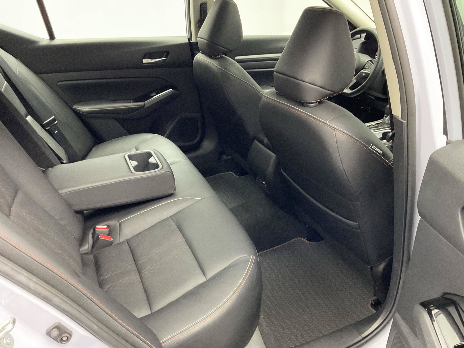 Used 2024 Nissan Altima 2.5 SR w/ SR Premium Package FWD image 26