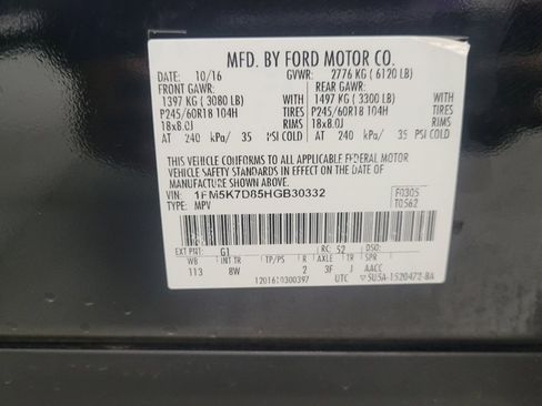 Used 2017 Ford Explorer XLT FWD image 33