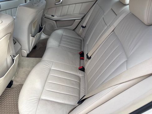 Used 2014 Mercedes-Benz E 350 Sedan image 13