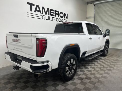 Used 2024 GMC Sierra 2500 Denali w/ Denali Reserve Package AWD/4WD image 17