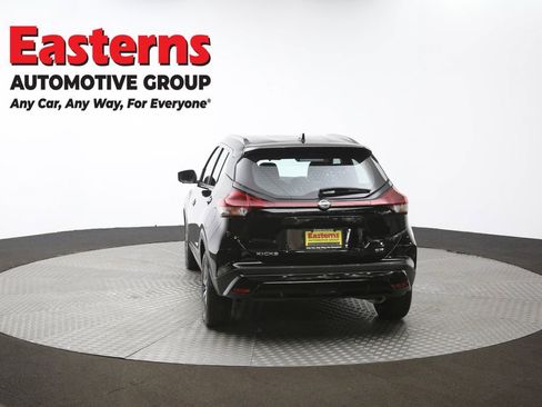 Used 2024 Nissan Kicks SR image 36