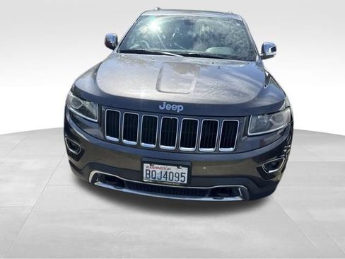 Used 2014 Jeep Grand Cherokee Limited w/ Trailer Tow Group IV AWD/4WD image 10