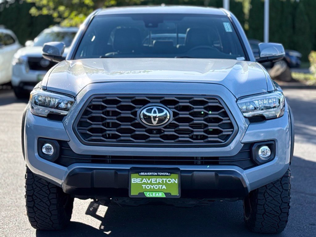 Used 2020 Toyota Tacoma TRD Off-Road w/ TRD Premium Off Road Package AWD/4WD image 8