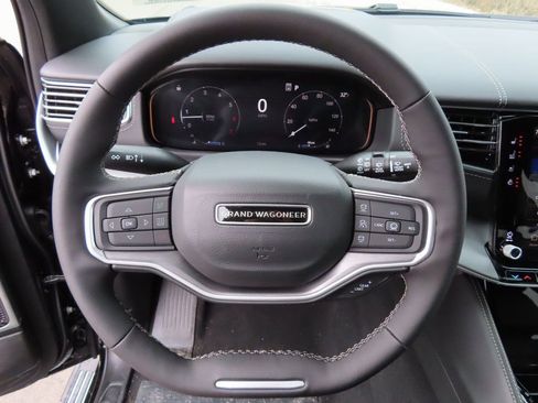 New 2026 Jeep Grand Wagoneer L Limited image 4