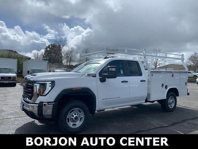 New 2025 GMC Sierra 2500 Pro w/ Convenience Package