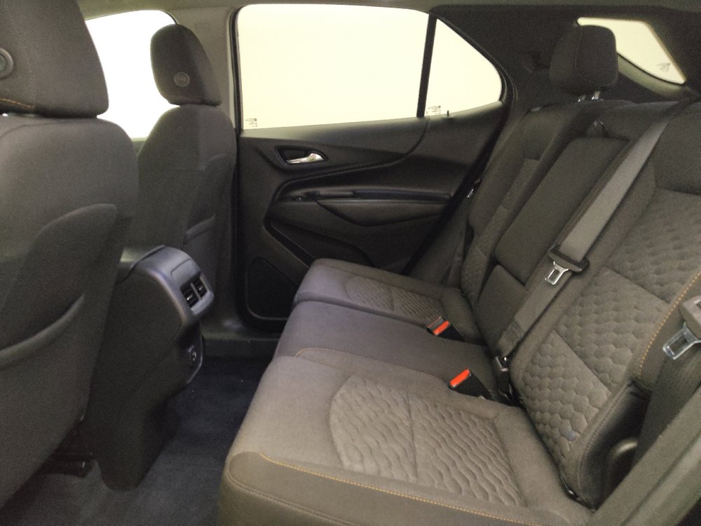 Used 2021 Chevrolet Equinox LT FWD image 18