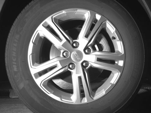 Used 2024 GMC Terrain SLE FWD image 18