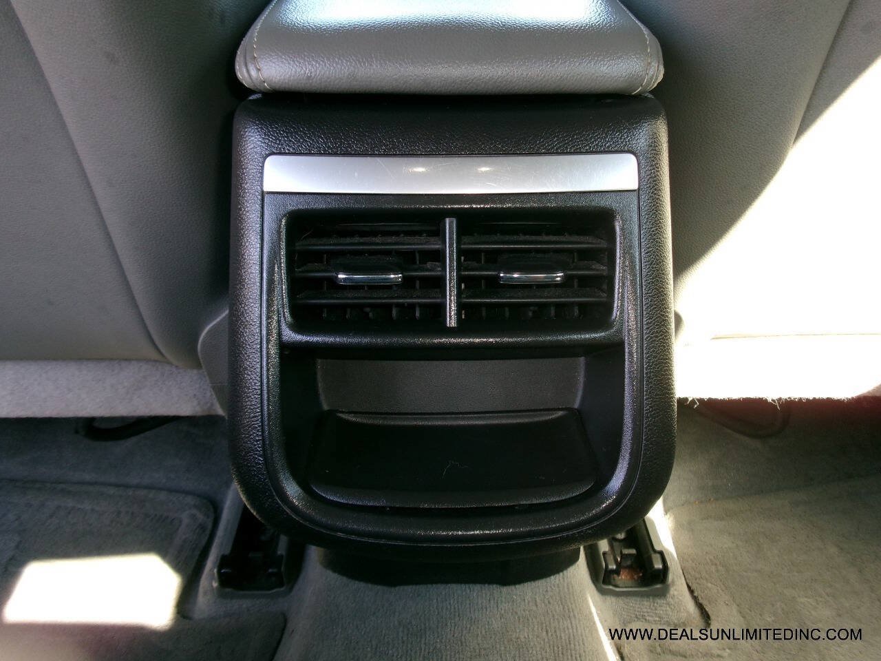 Used 2015 Chevrolet Impala LTZ FWD image 15
