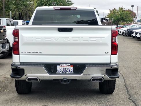 Used 2022 Chevrolet Silverado 1500 LT AWD/4WD image 5