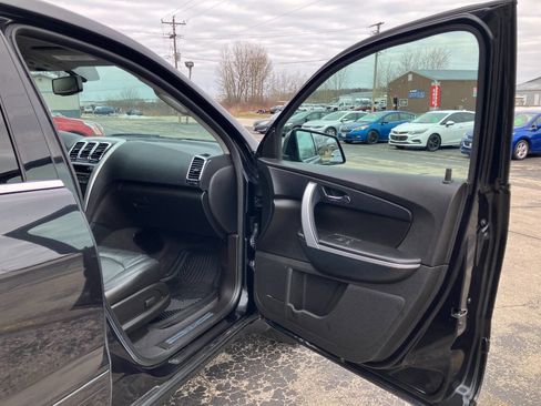 Used 2012 GMC Acadia SLT image 13