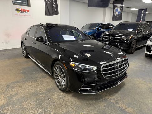 Used 2021 Mercedes-Benz S 580 4MATIC Sedan w/ AMG Line image 4